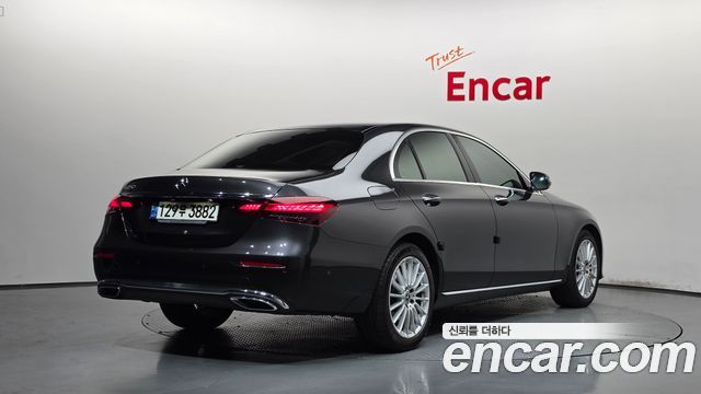 Mercedes-Benz E-Class (W213) E250 Exclusive 2021 — фото 2