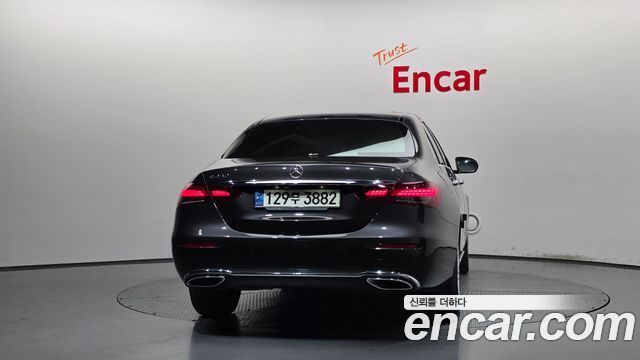 Mercedes-Benz E-Class (W213) E250 Exclusive 2021 — фото 4