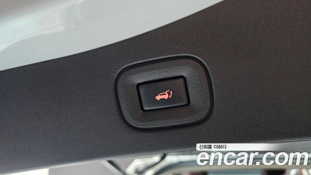 Renault Korea QM6 2.0 GDe RE Signature 2WD 2020 — фото 17