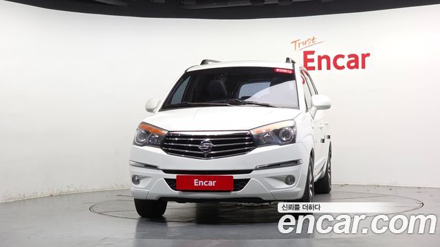 KG Mobility (SsangYong) Korando Turismo 4WD RX 11-seater 2016 — фото 3