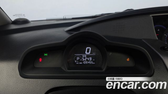 KG Mobility (SsangYong) Korando Turismo 4WD RX 11-seater 2016 — фото 8