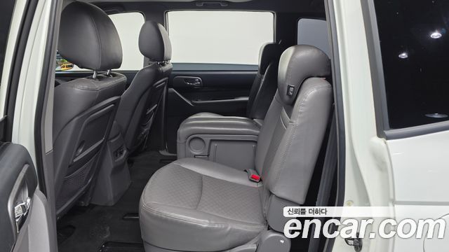 KG Mobility (SsangYong) Korando Turismo 4WD RX 11-seater 2016 — фото 12