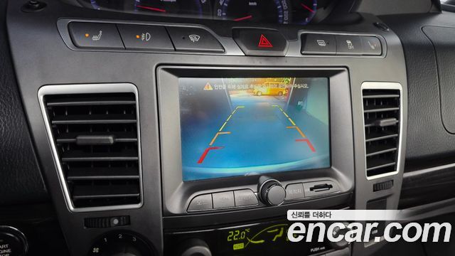 KG Mobility (SsangYong) Korando Turismo 4WD RX 11-seater 2016 — фото 16
