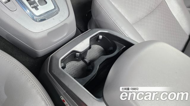 KG Mobility (SsangYong) Korando Turismo 4WD RX 11-seater 2016 — фото 17