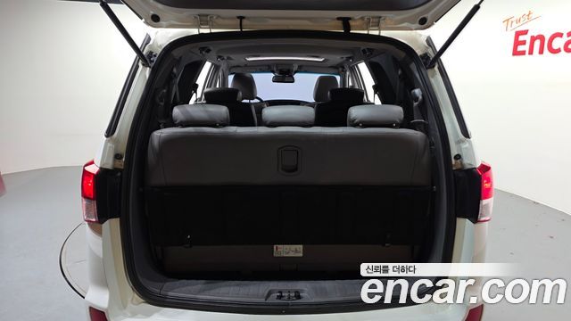 KG Mobility (SsangYong) Korando Turismo 4WD RX 11-seater 2016 — фото 20