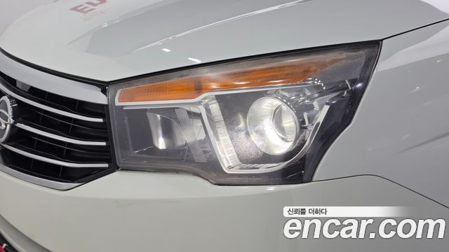 KG Mobility (SsangYong) Korando Turismo 4WD RX 11-seater 2016 — фото 22