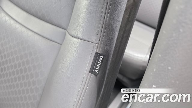 KG Mobility (SsangYong) Korando Turismo 4WD RX 11-seater 2016 — фото 27