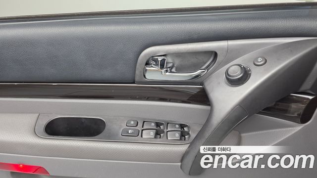 KG Mobility (SsangYong) Korando Turismo 4WD RX 11-seater 2016 — фото 30