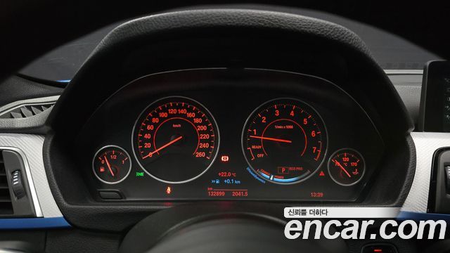BMW 3 Series (F30) 320i M Sport 2017 — фото 8