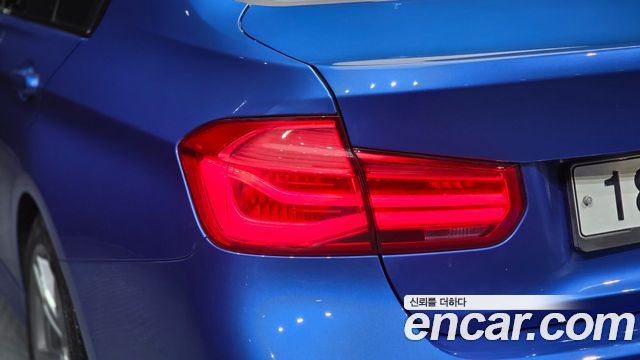 BMW 3 Series (F30) 320i M Sport 2017 — фото 23
