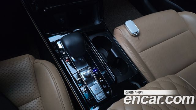 Kia K7 Premier 2.5 GDI Noblesse 2020 — фото 9