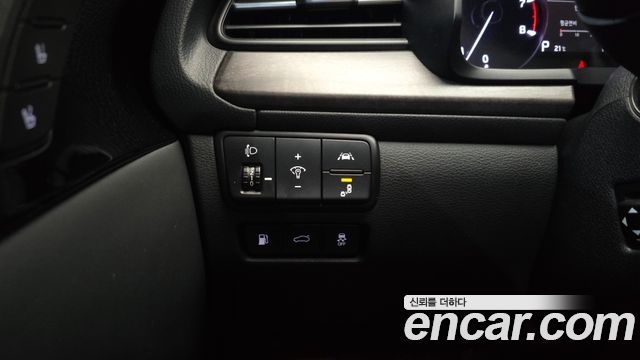 Kia K7 Premier 2.5 GDI Noblesse 2020 — фото 17