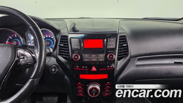 KG Mobility (SsangYong) Tivoli Air Diesel RX 2WD 2017 — фото 14