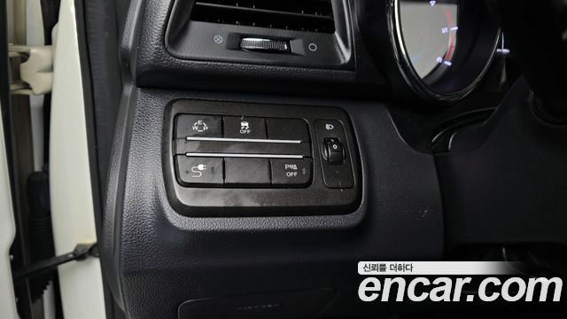 KG Mobility (SsangYong) Tivoli Air Diesel RX 2WD 2017 — фото 31