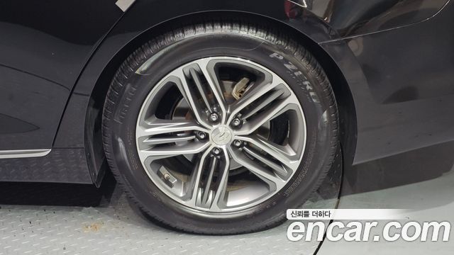 Hyundai Grandeur (IG) 3.0 LPi Exclusive (Rental Car) 2017 — фото 21