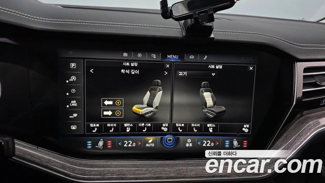 Volkswagen Touareg (III) 3.0 TDI Premium 2023 — фото 29