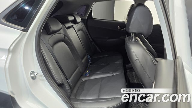 Hyundai Kona 1.6 Turbo 2WD Premium 2018 — фото 11