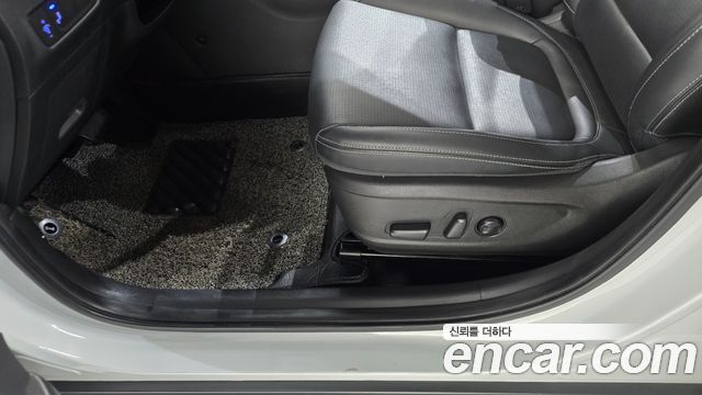 Hyundai Kona 1.6 Turbo 2WD Premium 2018 — фото 29