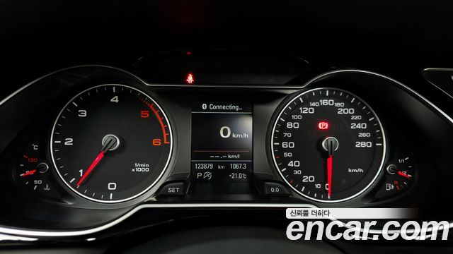 Audi A4 35 TDI Quattro Prestige B8 2015 — фото 8