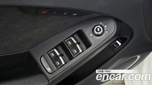 Audi A4 35 TDI Quattro Prestige B8 2015 — фото 15