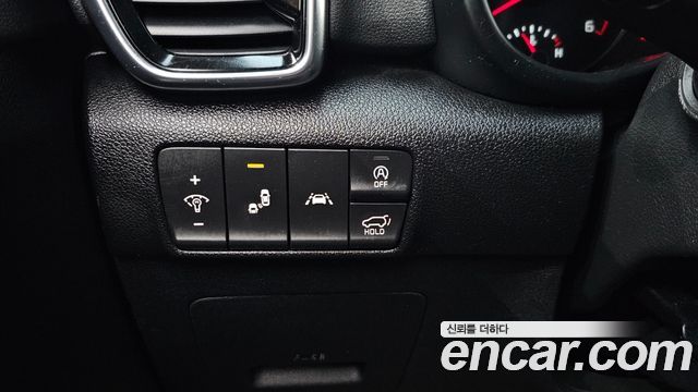 Kia Sportage The Bold Diesel 2.0 2WD Signature Gravity 2021 — фото 16