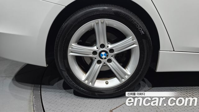 BMW 3 Series (F30) 320d 2015 — фото 5