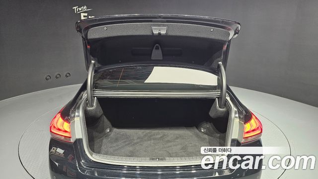 Hyundai Genesis (DH) G330 Premium AWD 2016 — фото 20