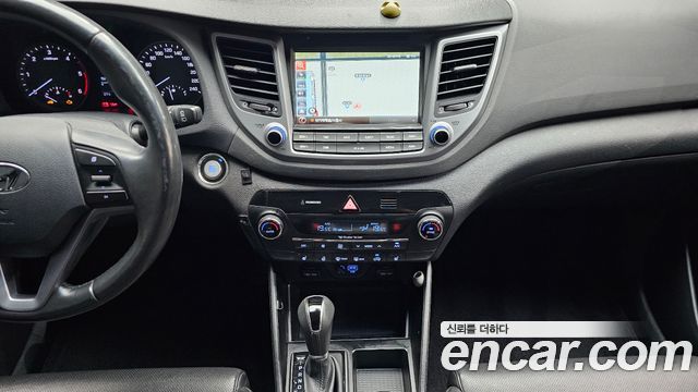Hyundai Tucson Diesel 1.7 2WD Modern 2016 — фото 16