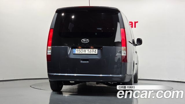 Hyundai Staria Tourer 9-Seater Modern 2023 — фото 4