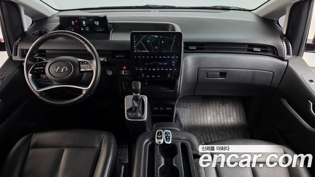 Hyundai Staria Tourer 9-Seater Modern 2023 — фото 7