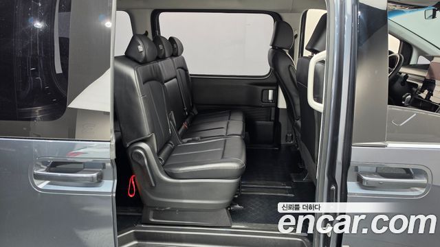 Hyundai Staria Tourer 9-Seater Modern 2023 — фото 11