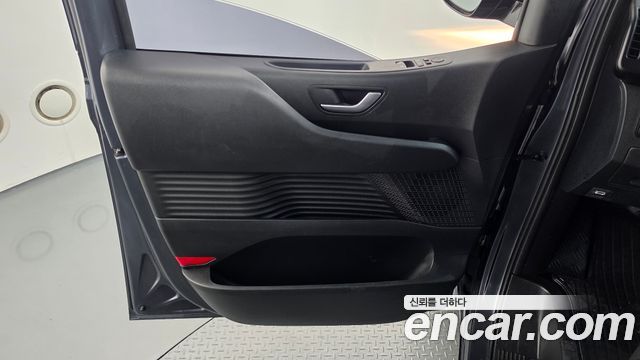 Hyundai Staria Tourer 9-Seater Modern 2023 — фото 24