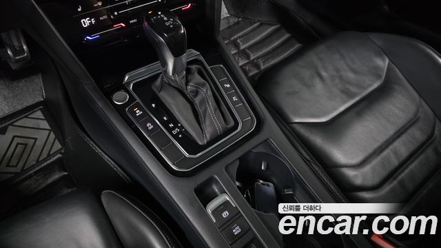 Volkswagen Arteon 2.0 TDI R-LIINE 4Motion 2022 — фото 9