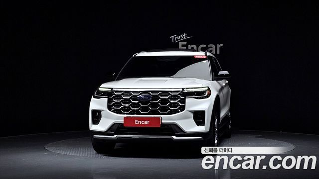 Ford Explorer (VI) 2.3 Platinum 4WD 2025 — фото 3