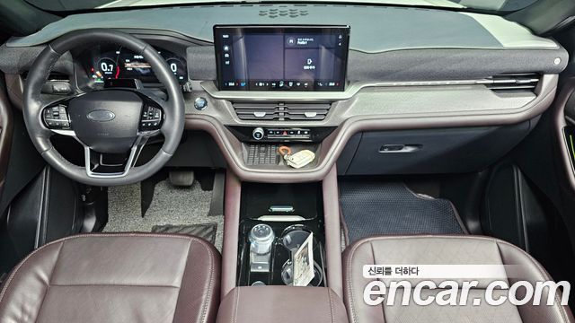Ford Explorer (VI) 2.3 Platinum 4WD 2025 — фото 7