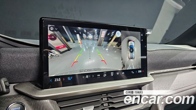 Ford Explorer (VI) 2.3 Platinum 4WD 2025 — фото 15