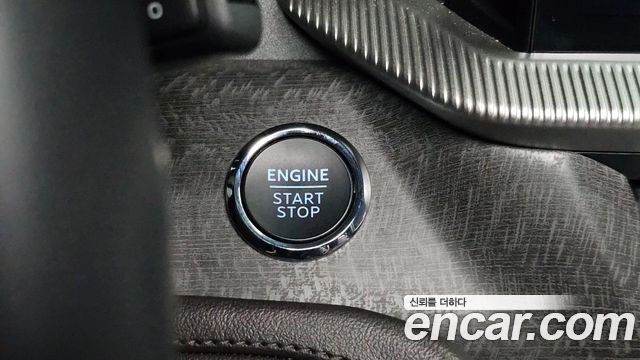 Ford Explorer (VI) 2.3 Platinum 4WD 2025 — фото 28