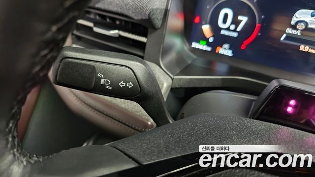 Ford Explorer (VI) 2.3 Platinum 4WD 2025 — фото 33