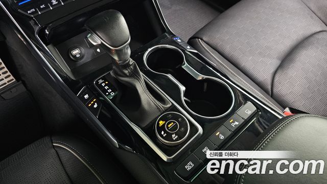Kia Mohave The Master Diesel 3.0 4WD 5-Seater Platinum 2023 — фото 9