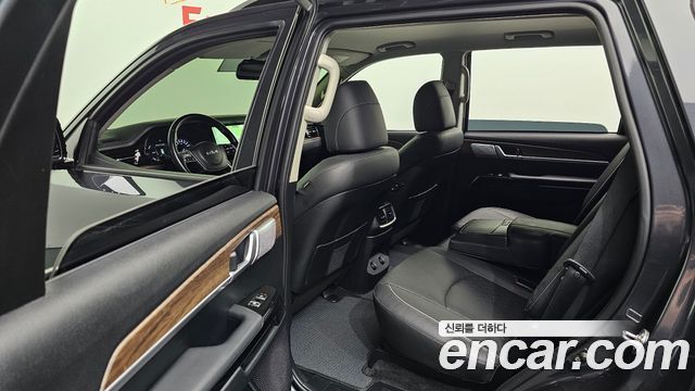 Kia Mohave The Master Diesel 3.0 4WD 5-Seater Platinum 2023 — фото 11