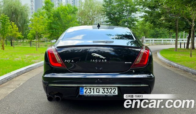Jaguar XJ 3.0 SC AWD Portfolio LWB X351 2018 — фото 5