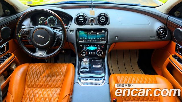 Jaguar XJ 3.0 SC AWD Portfolio LWB X351 2018 — фото 14