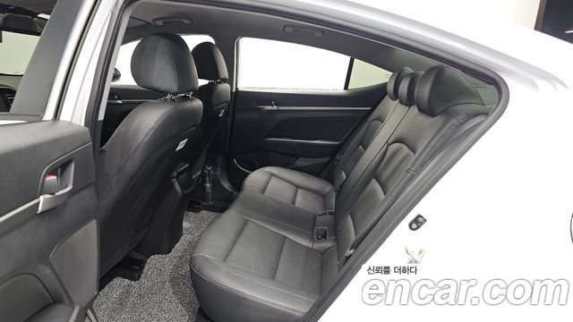 Hyundai Avante (AD) 1.6 Smart 2020 — фото 12