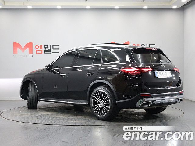 Mercedes-Benz GLC-Class (X253) GLC300 4MATIC AMG Line 2023 — фото 4