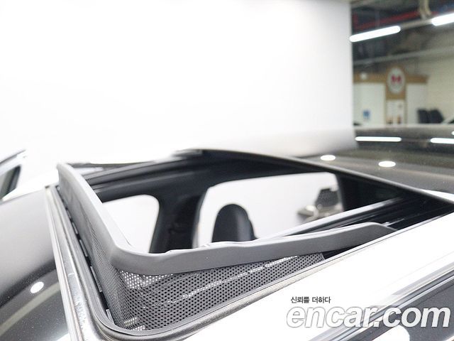 Mercedes-Benz GLC-Class (X253) GLC300 4MATIC AMG Line 2023 — фото 16