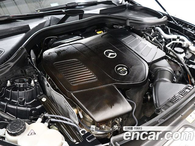 Mercedes-Benz GLC-Class (X253) GLC300 4MATIC AMG Line 2023 — фото 23