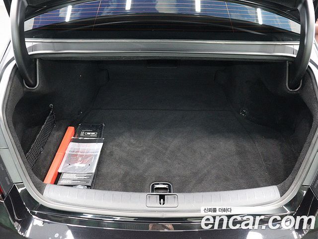 Genesis G90 (RS4) Gasoline 3.5 Turbo 2WD 2023 — фото 24