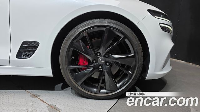 Genesis G70 Gasoline 2.0T 2WD 2023 — фото 21