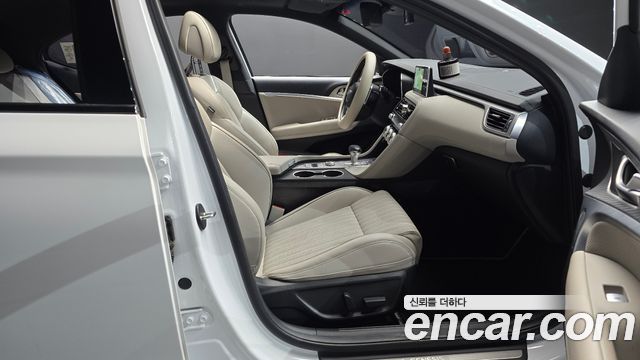 Genesis G70 Gasoline 2.0T 2WD 2023 — фото 26