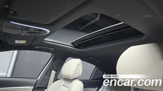Genesis G70 Gasoline 2.0T 2WD 2023 — фото 31